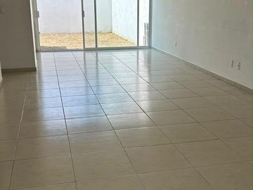 En Alcazar al norte en renta casa en coto cerrado 3 rec 3 baños