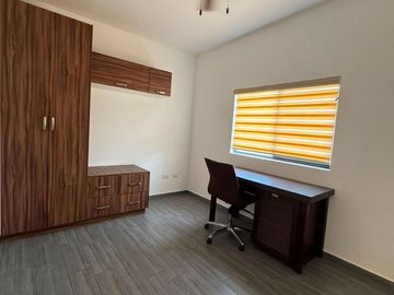 CASA EN RENTA EN ALTA FIRENZE RESIDENCIAL