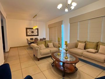 CASA EN RENTA EN ALTA FIRENZE RESIDENCIAL