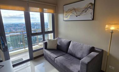 Fully Furnished 1BR Corner Unit at 18th Ave de Triomphe, Arcovia City, Pasig