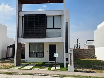 Casa en Prventa al Norte de Aguascalientes cerca Tec de Mty Desarrollo con Seguridad 24/7 Y Excelentes  Amenidades