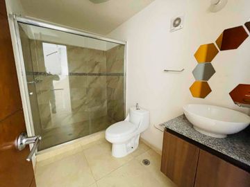 CASA EN VENTA VILLA TOSCANA III A 40 min CDMX Y 12 min AEROPUERTO DE TOLUCA