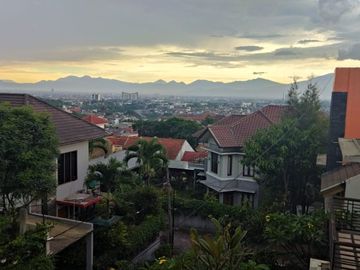 dijual rumah lokasi syp dago cigadung best price best view, murah banget!