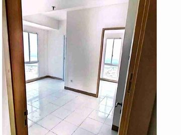 DISEWAKAN NIH MURAH APARTEMEN TOKYO PIK2 TIPE 2BR 40M KOSONGAN + 2AC