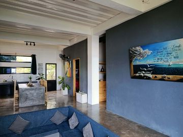 Ocean View  Sunset House with 2 Apartments