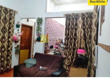 Di Jual rumah dan bedengan beserta lahan
