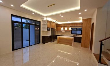 Brand New House & Lot For Sale in Tagaytay City-MC