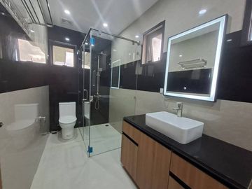Brand New House & Lot For Sale in Tagaytay City-MC