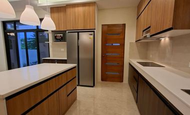 Brand New House & Lot For Sale in Tagaytay City-MC