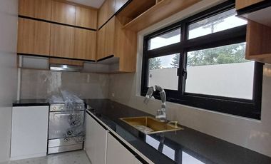 Brand New House & Lot For Sale in Tagaytay City-MC