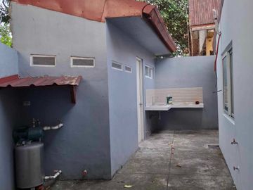 29M- FOR SALE BRANDNEW HOUSE & LOT w/ 4 BEDROOMS PLUS OFFICE ROOM, LOCATED IN HOLY SPIRIT QUEZON CITY