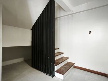 23M- FOR SALE SINGLE ATTACHED TOWNHOUSE w/ 3 BEDROOMS, FOR SALE IN  HOLY SPIRIT QUEZON CITY