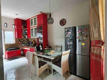 DIJUAL RUMAH 2 LANTAI DI PERUMNAS TELUKJAMBE TIMUR KARAWANG