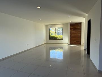 Venta Casa de 3 niveles