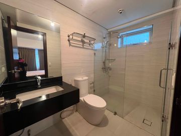 Verve Residences Bgc Taguig Condo For Rent 2 Bedroom with Balcony