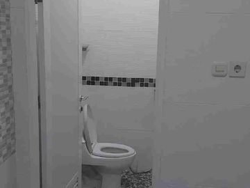 dijual rumah full furnished di Jambangan Surabaya selatan