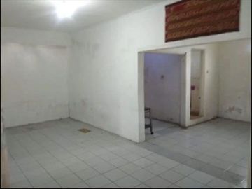 Dijual murah dibawah NJOP rumah lingkungan sangat bagus Komplek Margahayu Raya