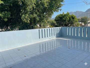 Casa en venta con excedente Guadalupe Victoria