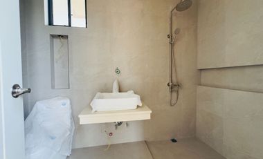 5 Bedroom Brand-New Semi Furnished House and Lot with Pool and Elevator for Sale in BF Homes Parañaque