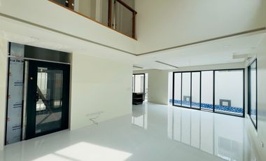 5 Bedroom Brand-New Semi Furnished House and Lot with Pool and Elevator for Sale in BF Homes Parañaque