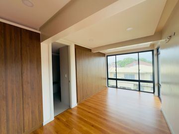 5 Bedroom Brand-New Semi Furnished House and Lot with Pool and Elevator for Sale in BF Homes Parañaque