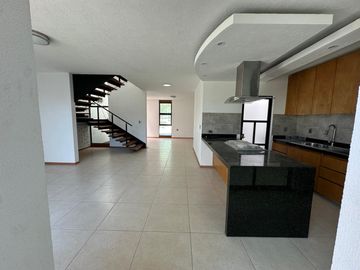CASA EN VENTA EN MAYORAZGO CTO LA ARBOLEDAS