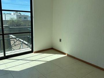 CASA EN VENTA EN MAYORAZGO CTO LA ARBOLEDAS