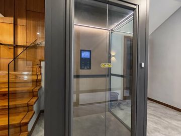 5-Bedroom Townhouse in San Juan