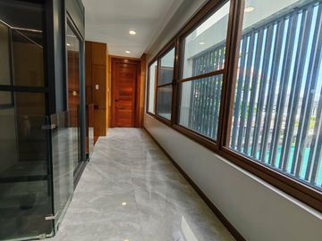 5-Bedroom Townhouse in San Juan