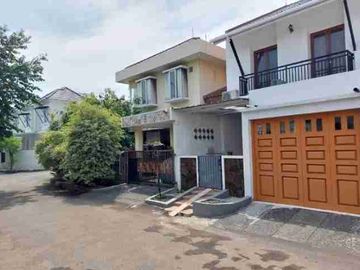 Rumah 2 lantai Semi furnished di Kompleks Banjar Wijaya Tangerang