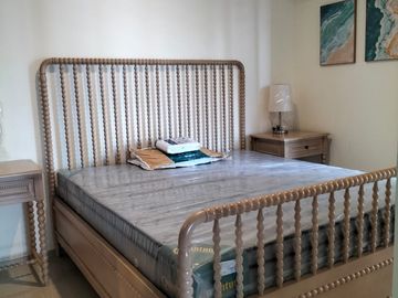 Full Furnish Apartemen The Accent ddi Bintaro Dekat Rumah Sakit