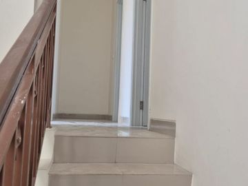 Rumah 2lt luas 7x15 105meter 3KT Cluster La Seine JGC Jakarta Garden City