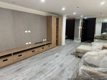 NEWLY RENOVATED INTERIORED 3BR UNIT AT XAVIER HILLS QUEZON CITY