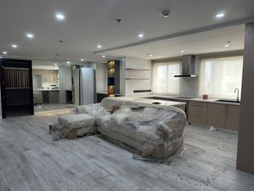 NEWLY RENOVATED INTERIORED 3BR UNIT AT XAVIER HILLS QUEZON CITY