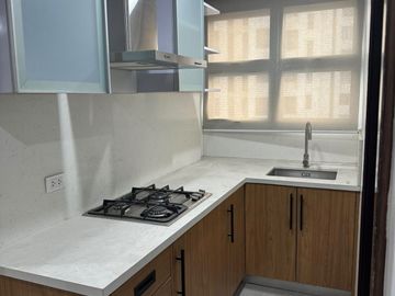 NEWLY RENOVATED INTERIORED 3BR UNIT AT XAVIER HILLS QUEZON CITY