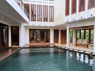 *UPDATE TURUN HARGA* FOR SALE TROPICAL MODERN HOUSE DI PONDOK INDAH JAKARTA SELATAN