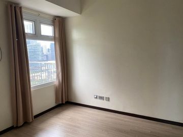 FOR SALE 2 Bedroom at Trion Tower 3, BGC, Only12M Gross (Negotiable)