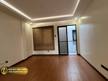 Tandang Sora Townhouse with 3 Bedrooms For Sale near Mindanao Avenue Trinoma Quezon City SD
