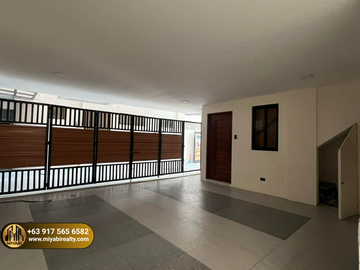 Tandang Sora Townhouse with 3 Bedrooms For Sale near Mindanao Avenue Trinoma Quezon City SD