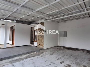 RUMAH DISEWAKAN DI SOLO DEKAT PASAR GEDE