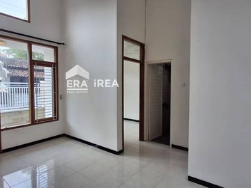RUMAH DISEWAKAN DI SOLO DEKAT PASAR GEDE