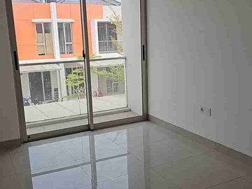 DIJUAL / DISEWA: RUMAH CLUSTER HAWAII - PIK 2 (6x10 - 2 LANTAI)