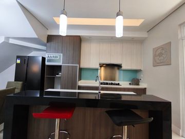 Brandnew 3 Storey Townhouse for Sale in Central Quezon City-MD