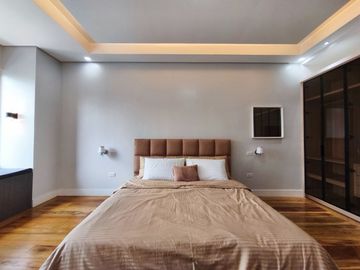 Modern 3Storey Townhouse for Sale in Quezon City Branndew-MD