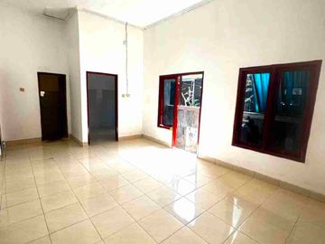 Jual Rumah 1lt minimalis Modern Lokasi Jl Sempidi Badung Bali area Strategis untuk  hunian.s
