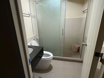FOR RENT 2 Bedroom + Maid's Room, Optional Parking, 55.69 SQM, The Montane BGC, 65,000/Month