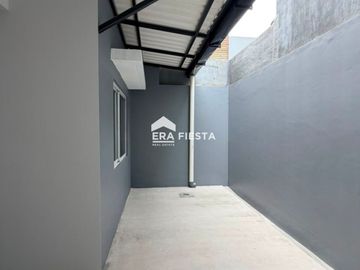 Disewa Green Lake City Cluster Amerika Latin Rapi Bersih Siap Huni