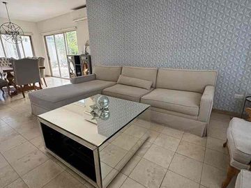 Más Espacio para tu Familia en El Tezal | 3 Recámaras | Amueblada | Cochera Eléctrica | $43,000