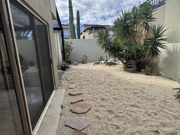 Más Espacio para tu Familia en El Tezal | 3 Recámaras | Amueblada | Cochera Eléctrica | $43,000