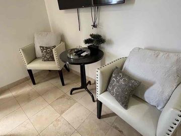 Más Espacio para tu Familia en El Tezal | 3 Recámaras | Amueblada | Cochera Eléctrica | $43,000